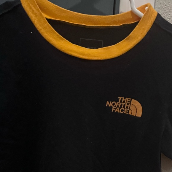 North Face Ringer Tee - Picture 3 of 3